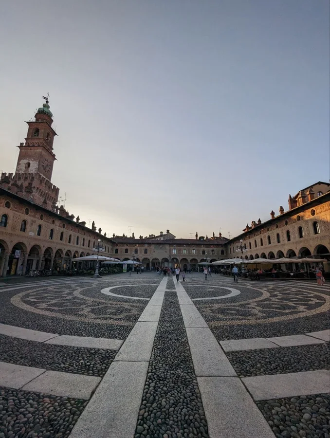 Piazza Ducale di Vigevano