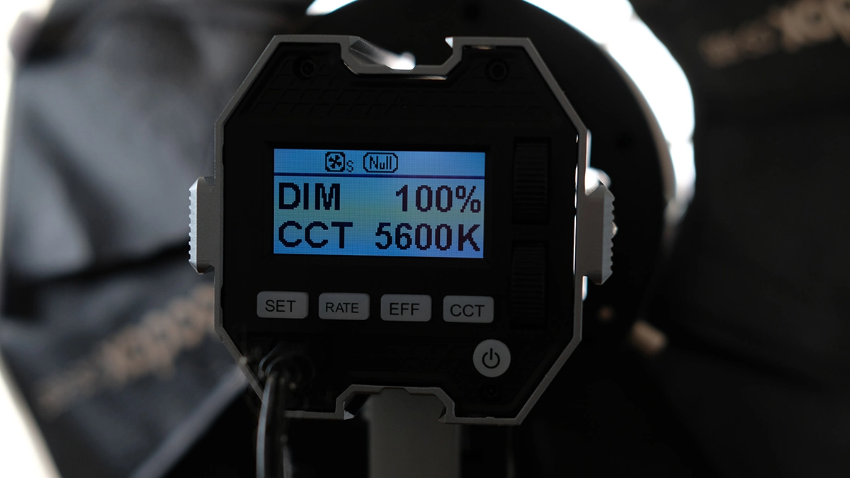 colbor luce per video powerbank