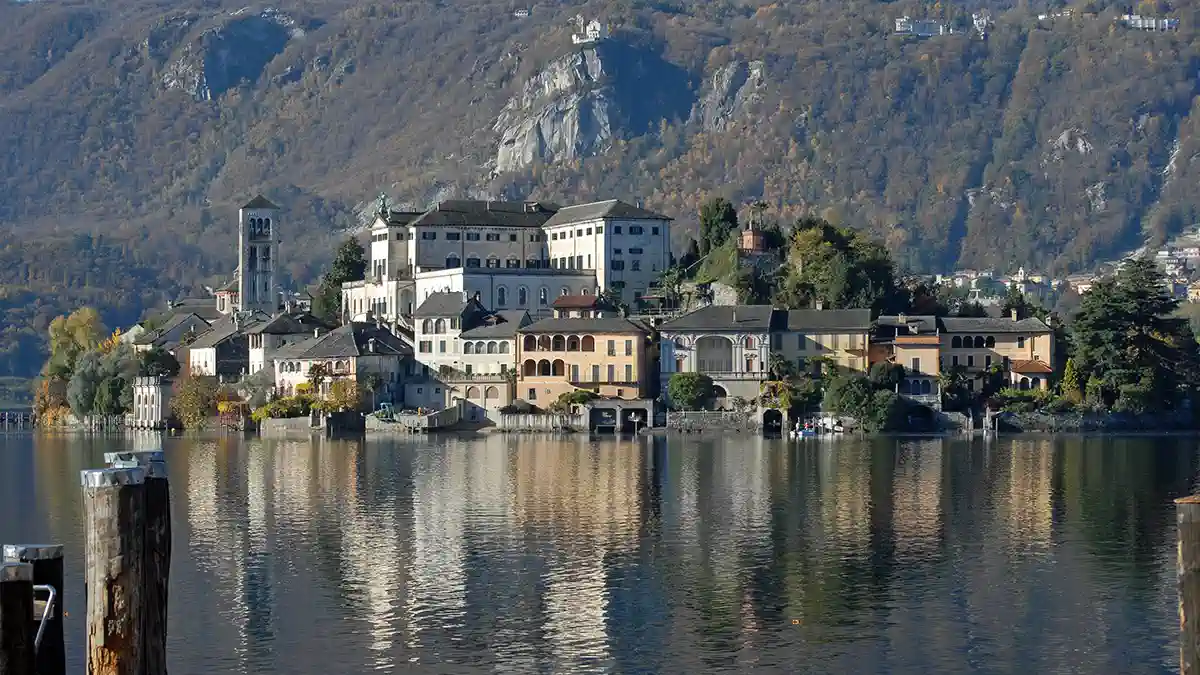 lago d'orta san giulio